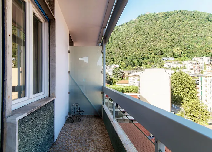 아파트 Turchese - By Myhomeincomo