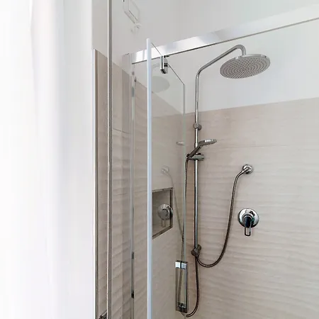 Lägenhet Turchese - By Myhomeincomo *